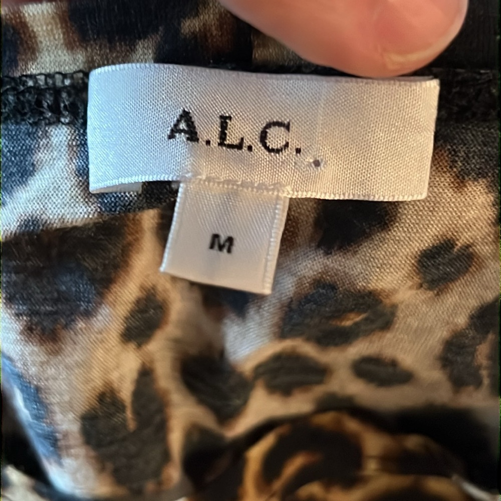 A.L.C. Karlie Leopard Print Long Sleeve Top Size M - image 6
